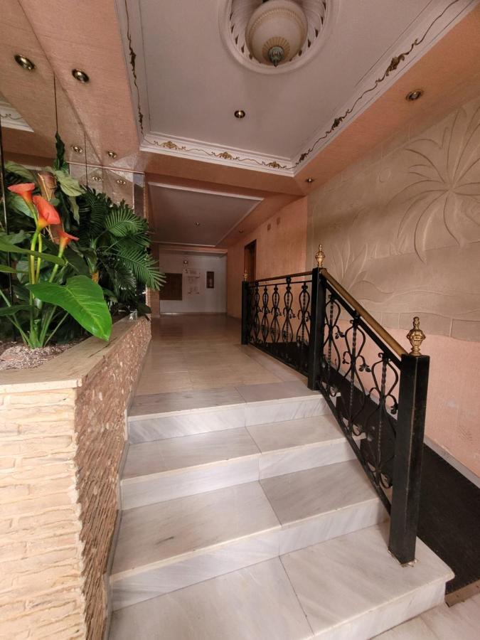 Gemuetliche Ferienwohnung In Torrevieja Ca100M Vom Strand Playa Del Cura Entfernt ภายนอก รูปภาพ