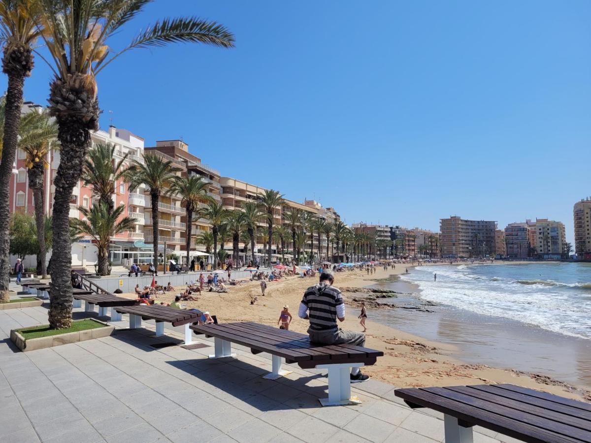 Gemuetliche Ferienwohnung In Torrevieja Ca100M Vom Strand Playa Del Cura Entfernt ภายนอก รูปภาพ